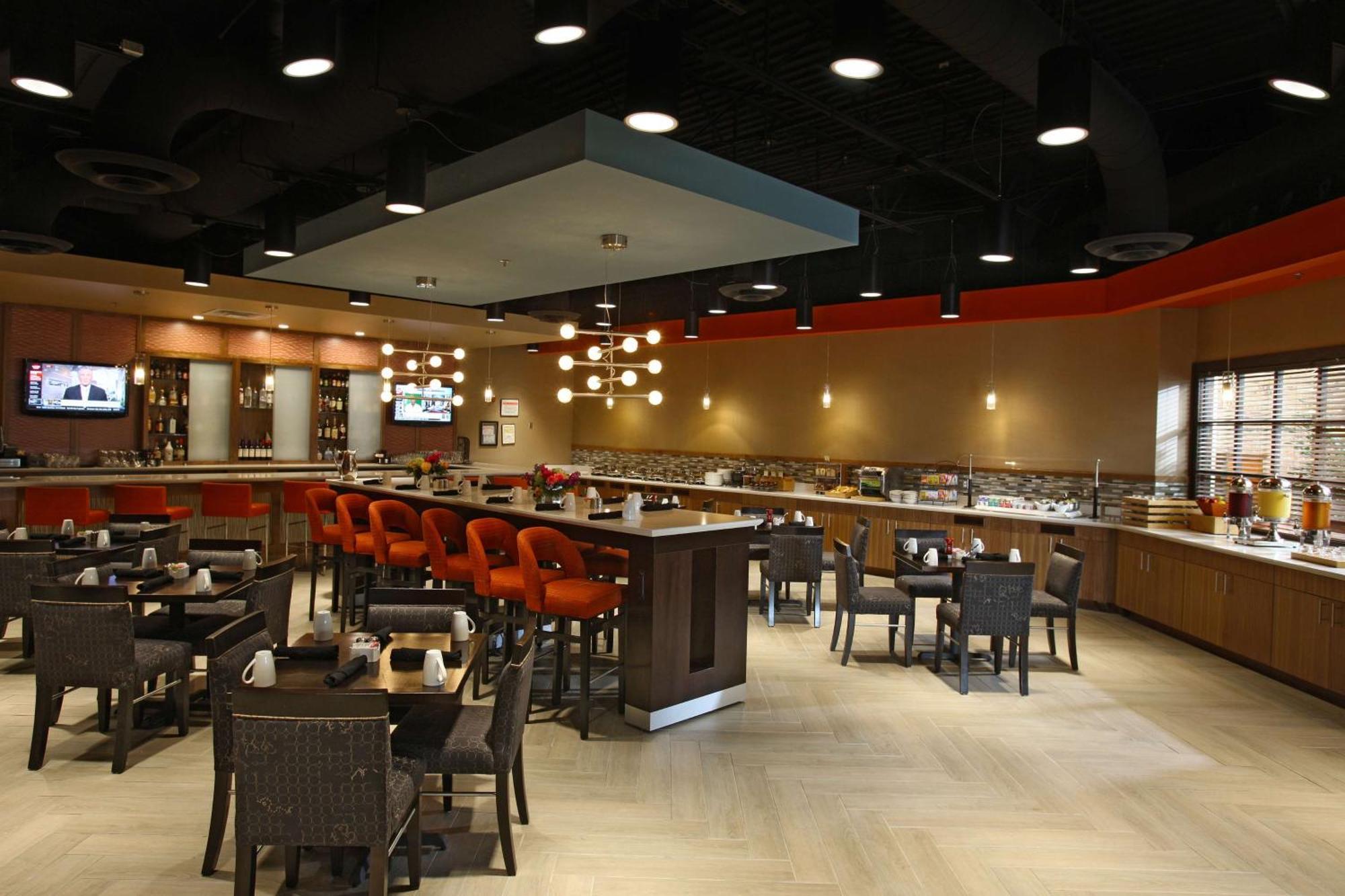 Doubletree By Hilton Johnson City Exterior photo